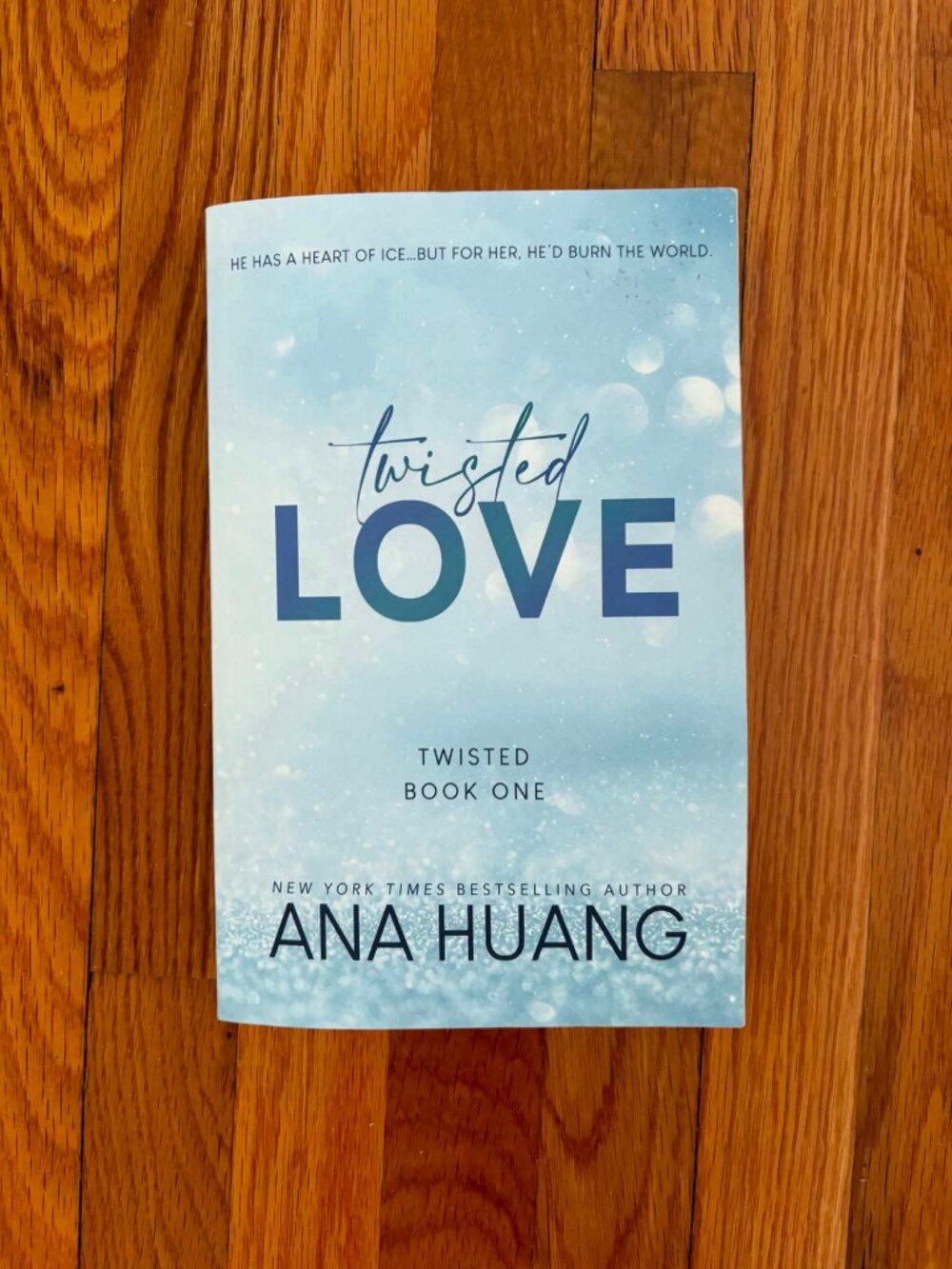 Twisted Love - Twisted Book One - Ana Huang - Paperback - Never Read